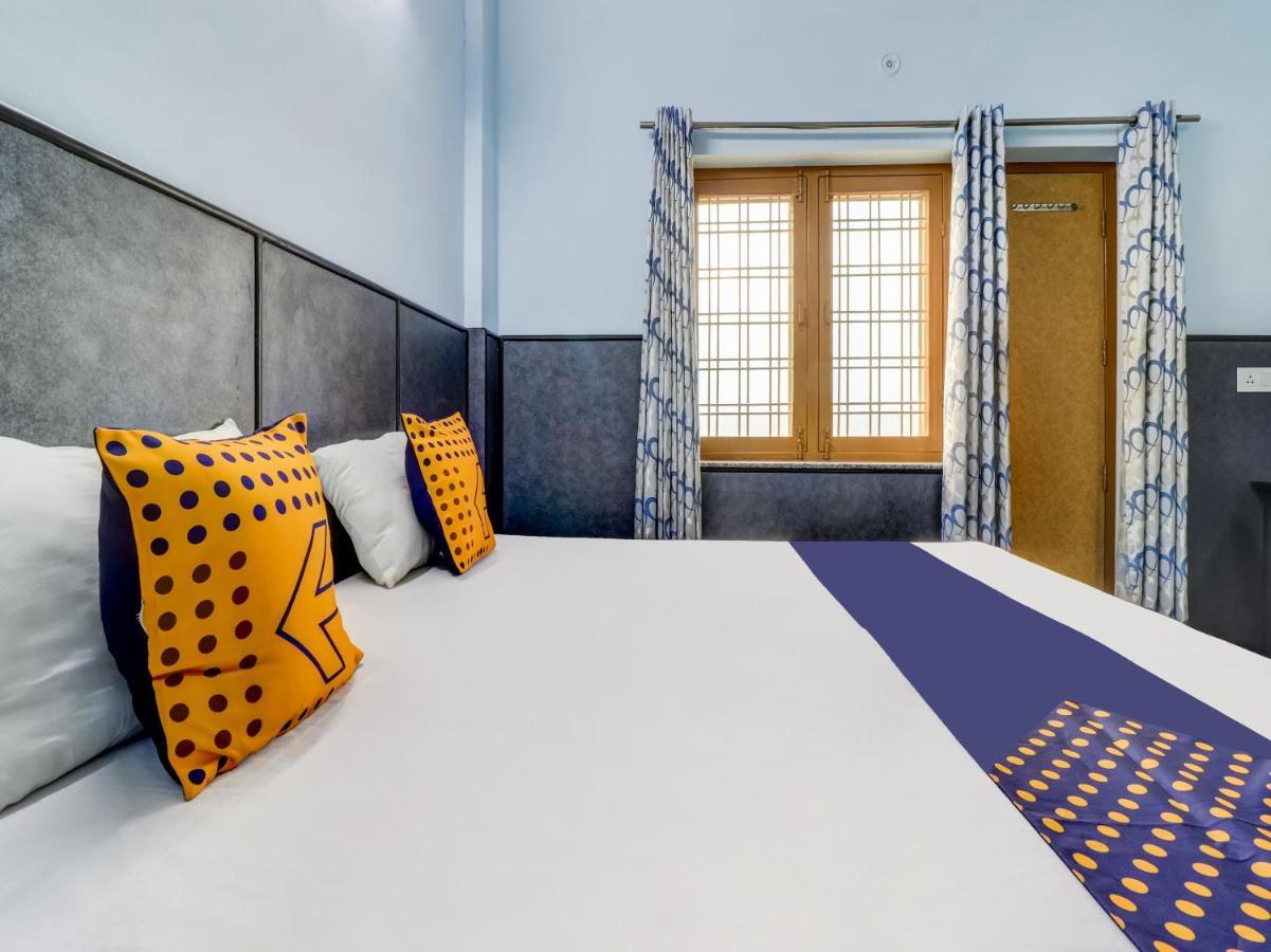 Spot On 82236 Aryan Home Stay Jhājra Extérieur photo