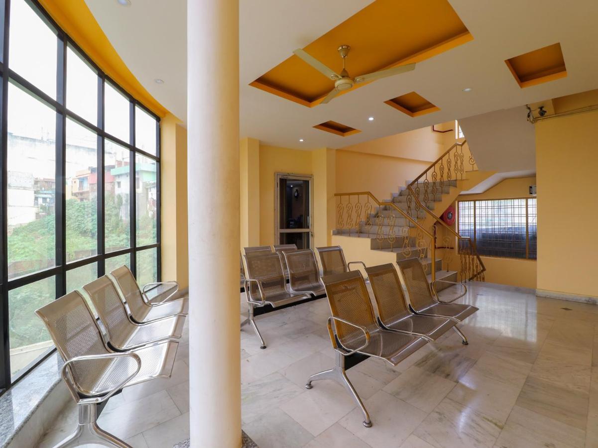 Spot On 82236 Aryan Home Stay Jhājra Extérieur photo