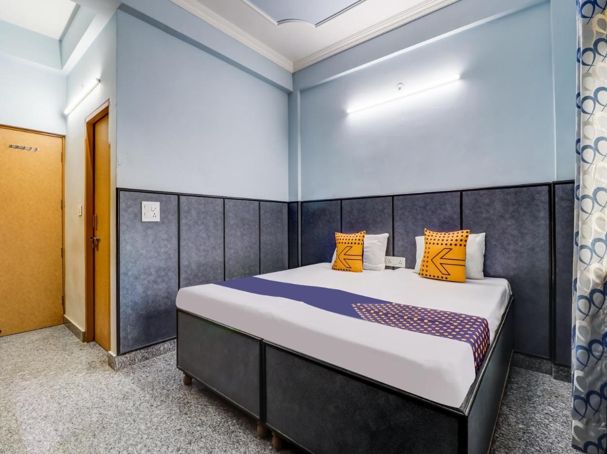 Spot On 82236 Aryan Home Stay Jhājra Extérieur photo
